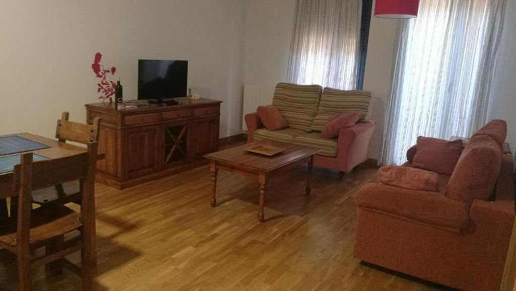 Apartamentos Laurel Logroño Buitenkant foto