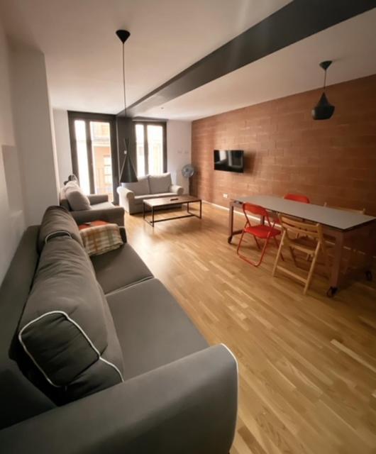 Apartamentos Laurel Logroño Buitenkant foto