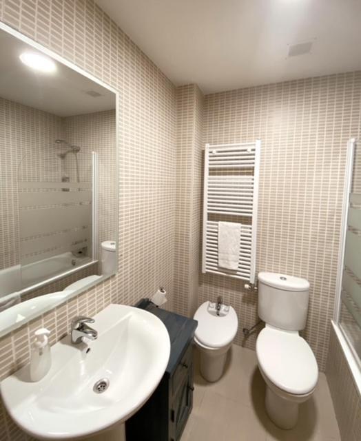 Apartamentos Laurel Logroño Buitenkant foto