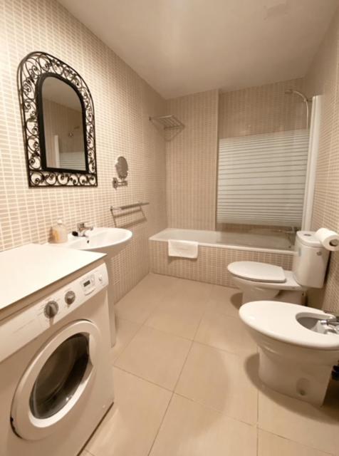 Apartamentos Laurel Logroño Buitenkant foto