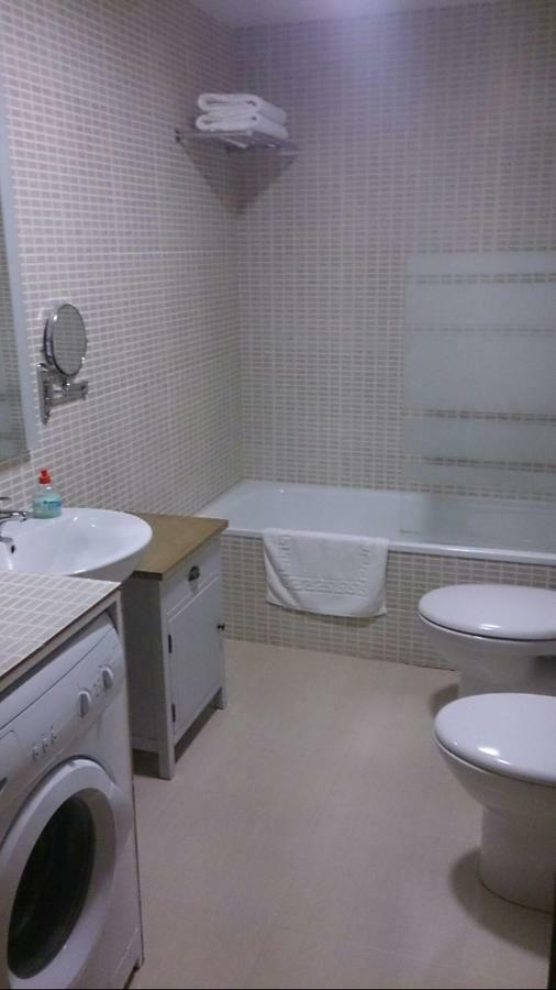 Apartamentos Laurel Logroño Buitenkant foto